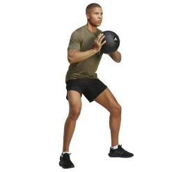 Train Essentials Seasonal Logo trainingsshirt  heren olive strata*adidas Online