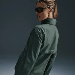 Fast Repel hardloopjack dames vintage green black*Nike Best